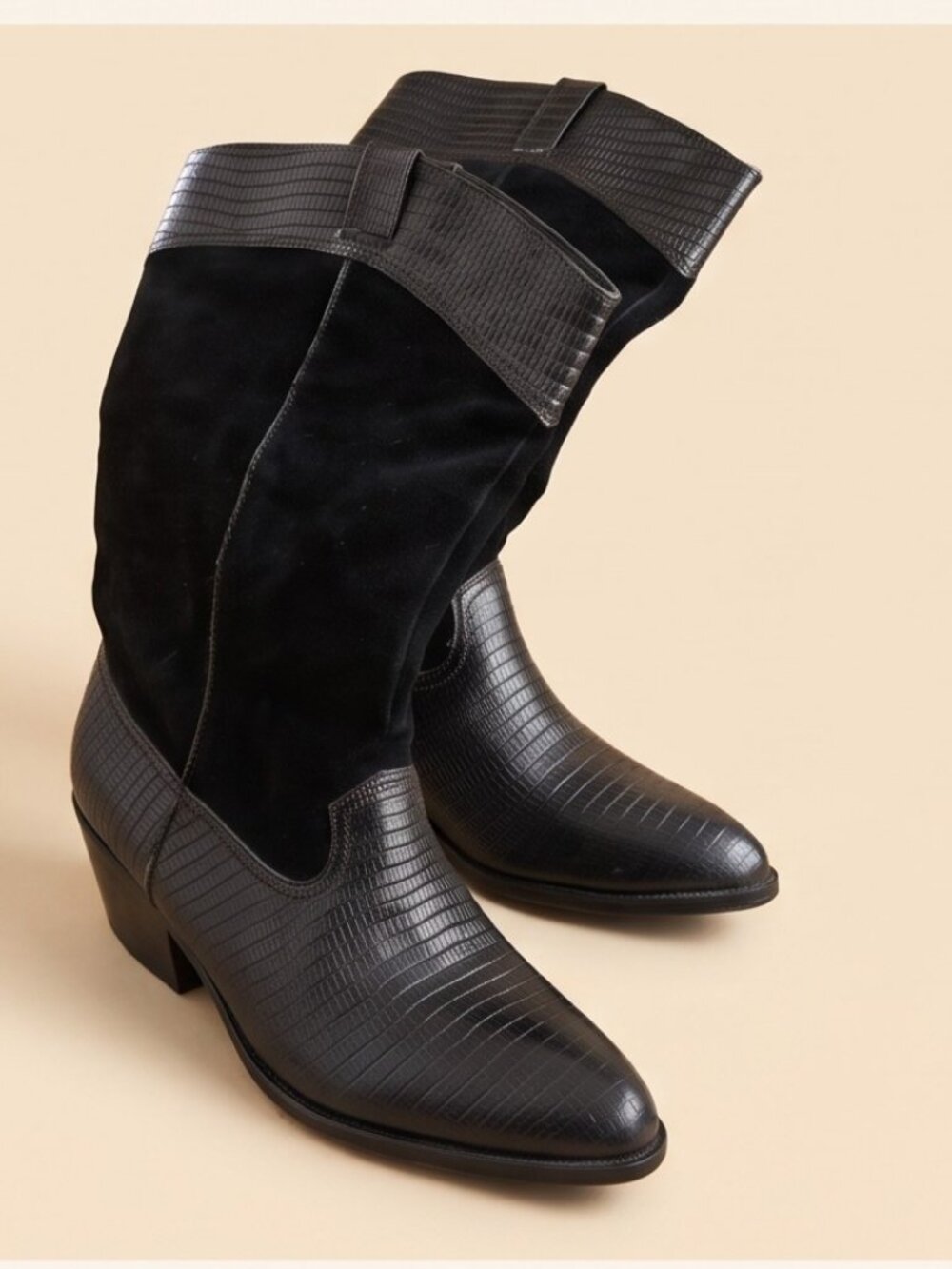 Reba rodeo boots size 8 black on black